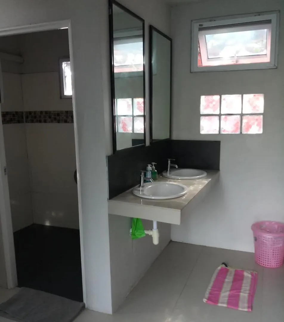 Stones Bar Dorm Rooms Koh Phi Phi Phi Phi Don